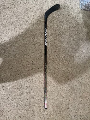 Intermediate Right Handed P92  Vapor Hyperlite Hockey Stick