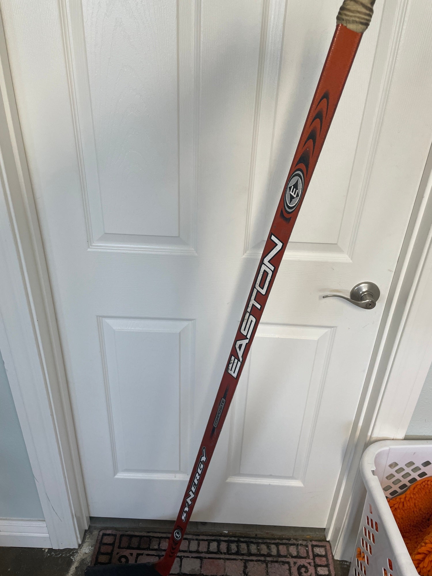 Easton Synergy 350 Composite Hockey Stick ('06-'07 Model)- Senior