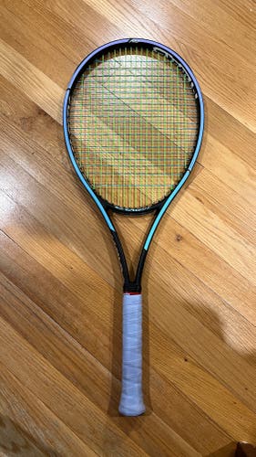 Used Unisex HEAD Gravity Pro Tennis Racquet 4 1/8 Grip