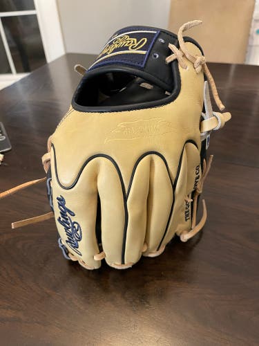 Infield 11.5" Heart of the Hide Baseball Glove
