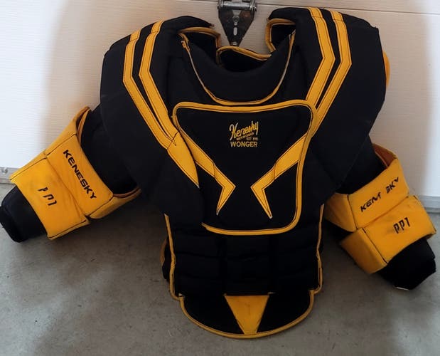 Used Large Kenesky PP1 Goalie Chest Protector Pro Stock