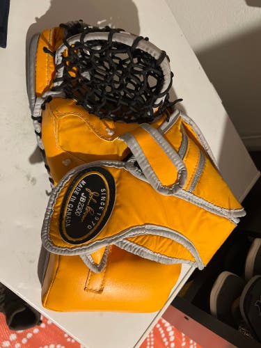 John Brown 2300 Sr. Goalie Trapper Used Full Right
