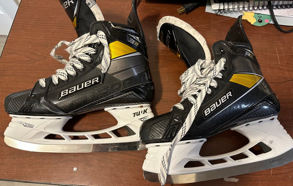 Used Bauer Size 8 Supreme 3S Pro Hockey Skates