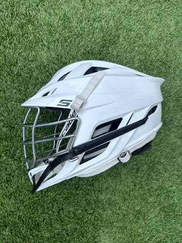AUCTION - *USED* Cascade S Helmet (Silver Mask)