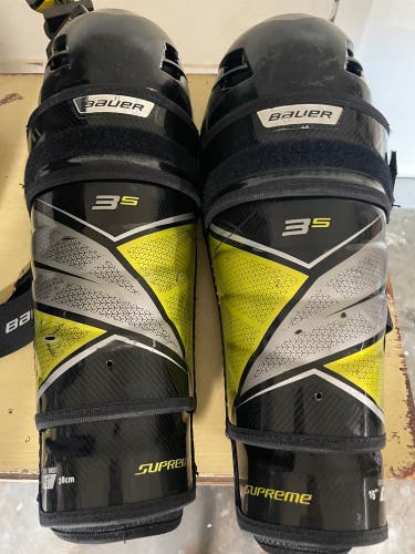 Used Bauer Supreme 3S 15” Gently Used