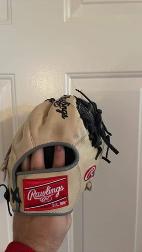 Used Rawlings 9.5" Heart of the Hide Training Glove