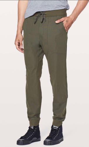 Large Lululemon ABC Joggers Fantastic Condition