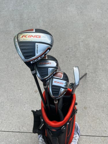 Cobra king jr left handed golf set