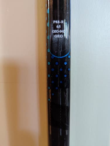 Bauer NEXUS GEO Hockey Stick RIGHTY P88 65 flex Intermediate D1 Pro Stock