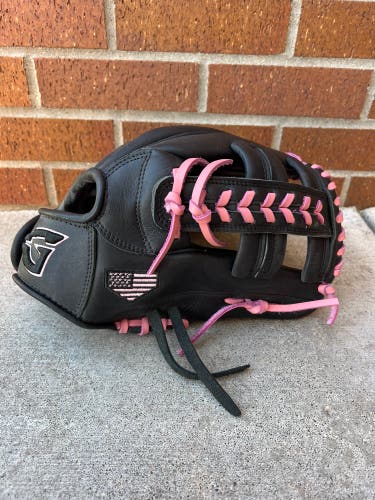 Goin Yard. Infield 12.25" Fastpitch Softball Glove