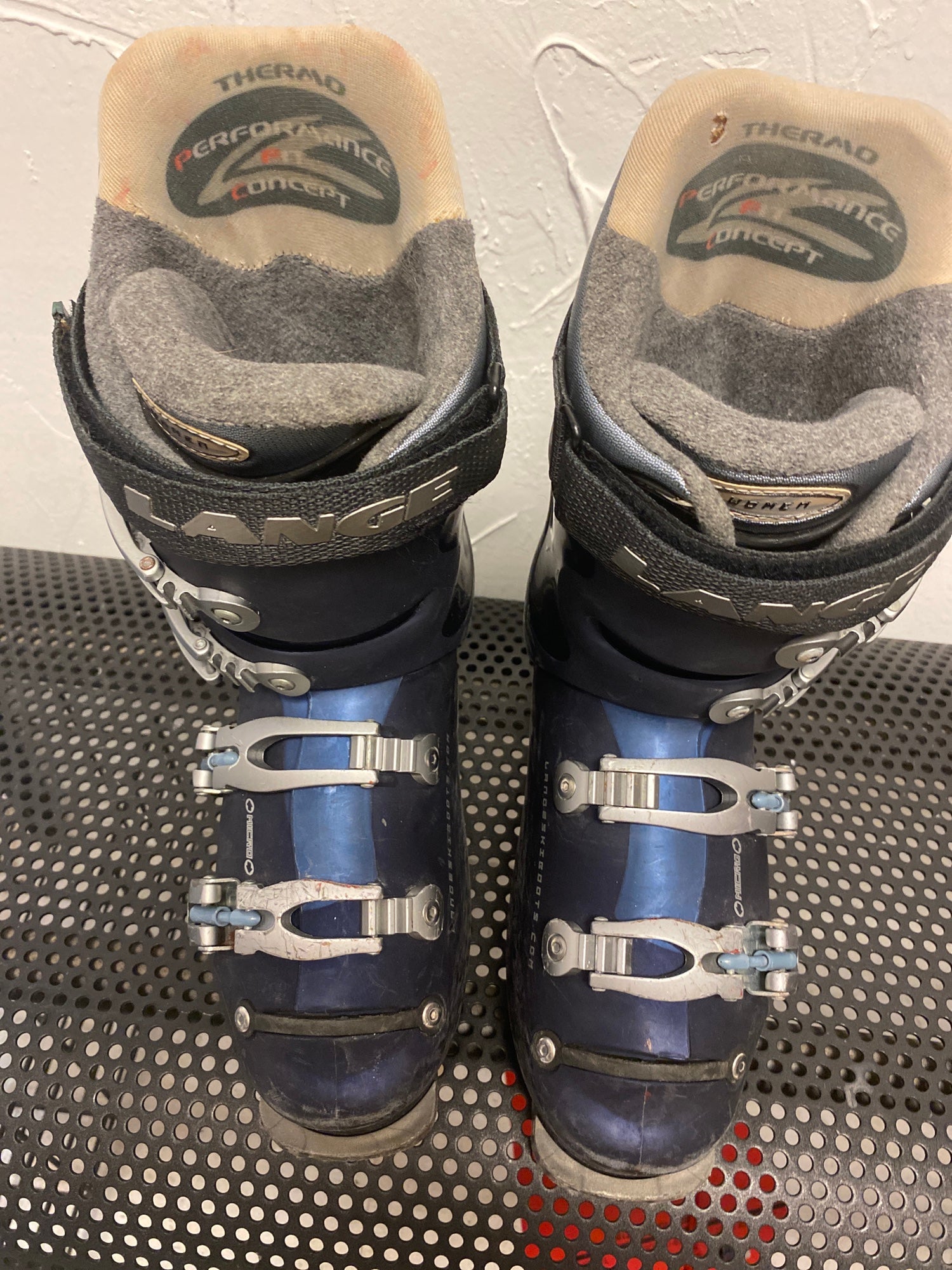 Lange Ski Boots (24 - 24.5) | SidelineSwap