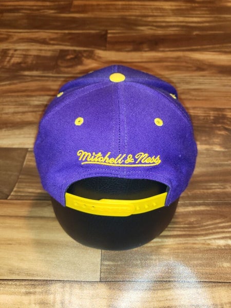 Vintage Snapback Hat Mitchell& Ness - LA Lakers Hat - Size 7 1 / 4 |  SidelineSwap