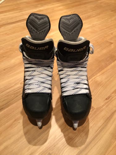 Size 6 Bauer Supreme MX3 Hockey Skates Regular Width
