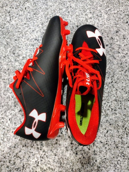 NEW Under Armour Clutchfit Nitro Football Cleats