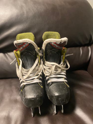 Used Bauer Regular Width Size 8 Vapor X2.9R Inline Skates