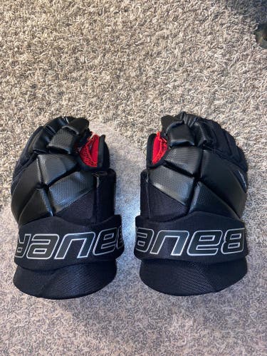 Bauer 13"  Vapor X Gloves