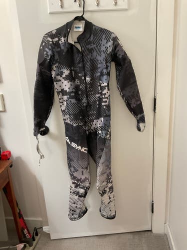 SYNC Performance Men's Used Large 2019 Ski Suit FIS Legal