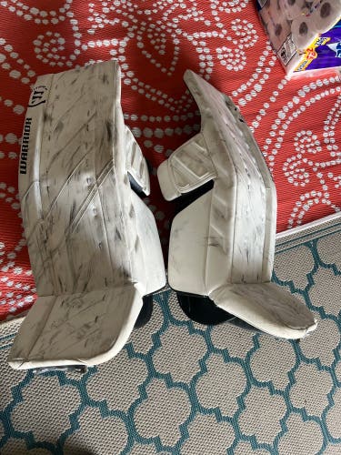 Used 34" Warrior Ritual G4 Goalie Leg Pads