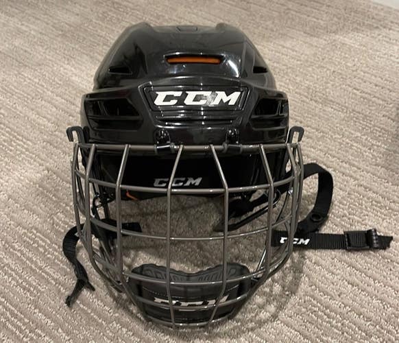CCM Tacks 710 Helmet w\cage - size S