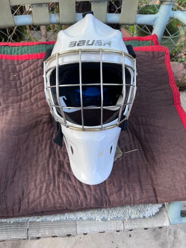 Used Bauer  NME 8 Goalie Mask