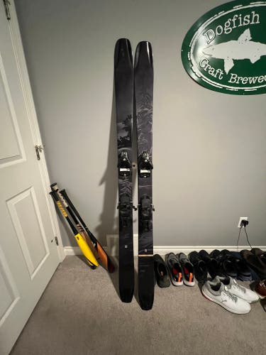 Men's 2022 Atomic Bent Chetler 100s 180cm With Sth2 16 MNC Binding.