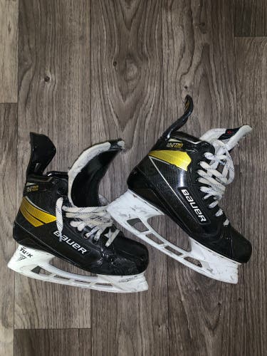 Used Size 7 Bauer Supreme Ultra Sonic Skates