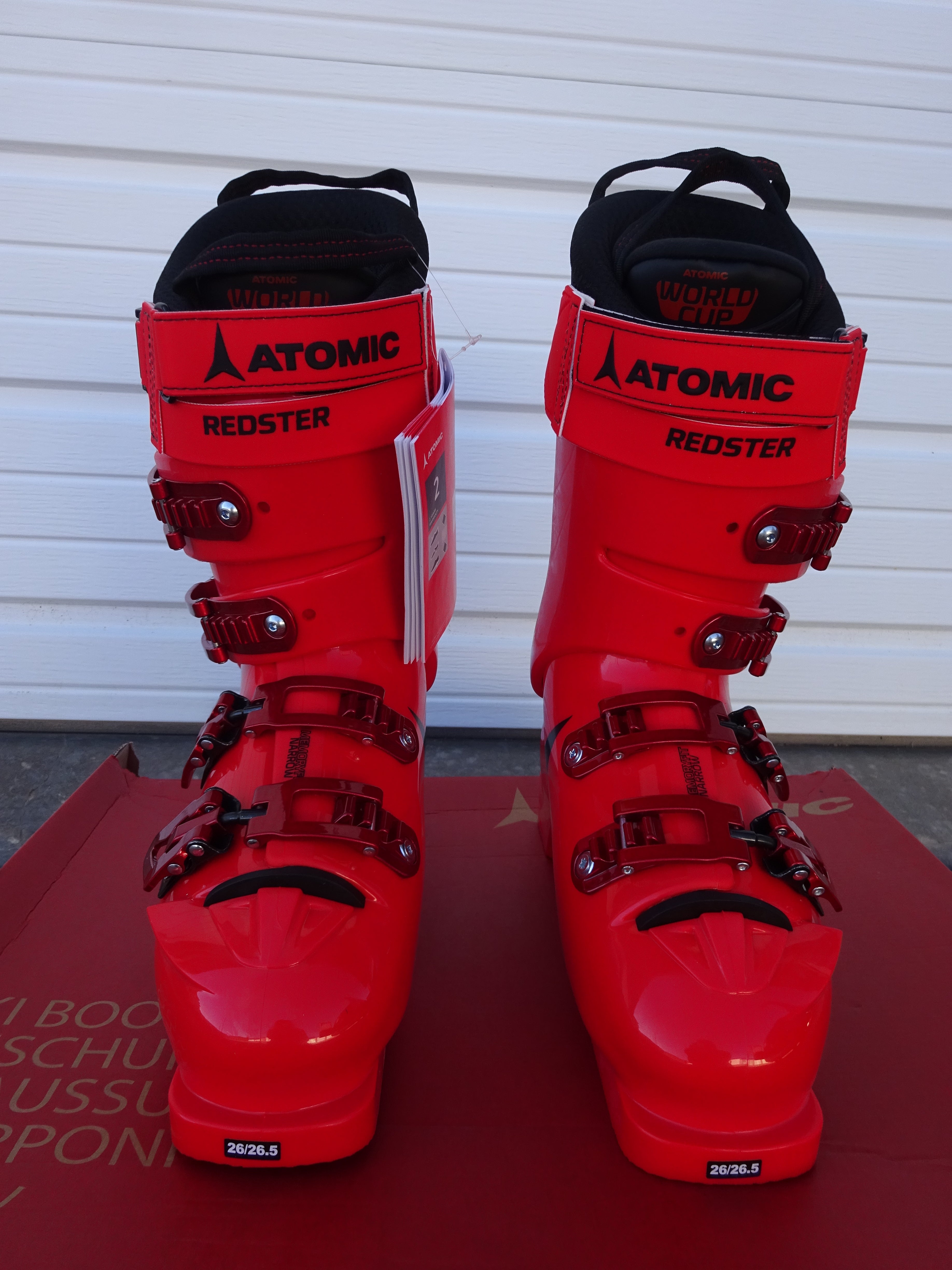 2022 Atomic Redster Team Issue 130 Ski Boots NEW! Size 26.5