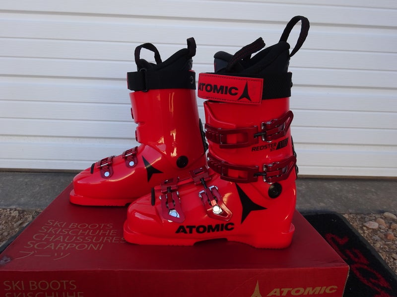 2022 Atomic Redster STI 110 Ski Boots NEW! Size 25.5