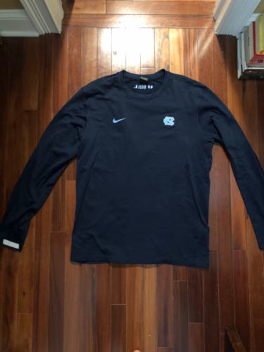 Player Issued UNC Lacrosse Crewneck