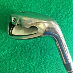 Wilson Staff D-FY Pitching Wedge / RH /  76g HH Graphite-Steel Response / mm0517
