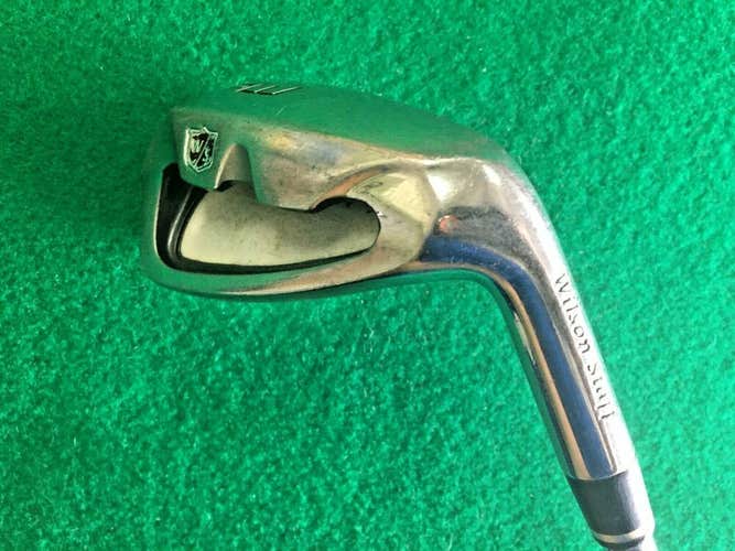 Wilson Staff D-FY Pitching Wedge / RH /  76g HH Graphite-Steel Response / mm0517