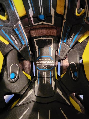 Used Small Bauer Re-Akt 200 Helmet