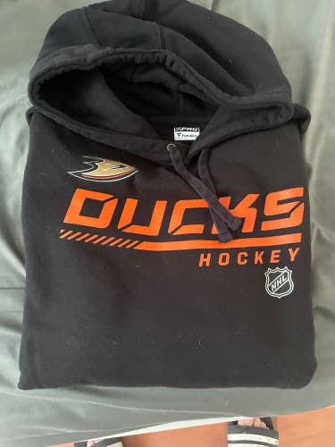 Anaheim Ducks sweatshirt