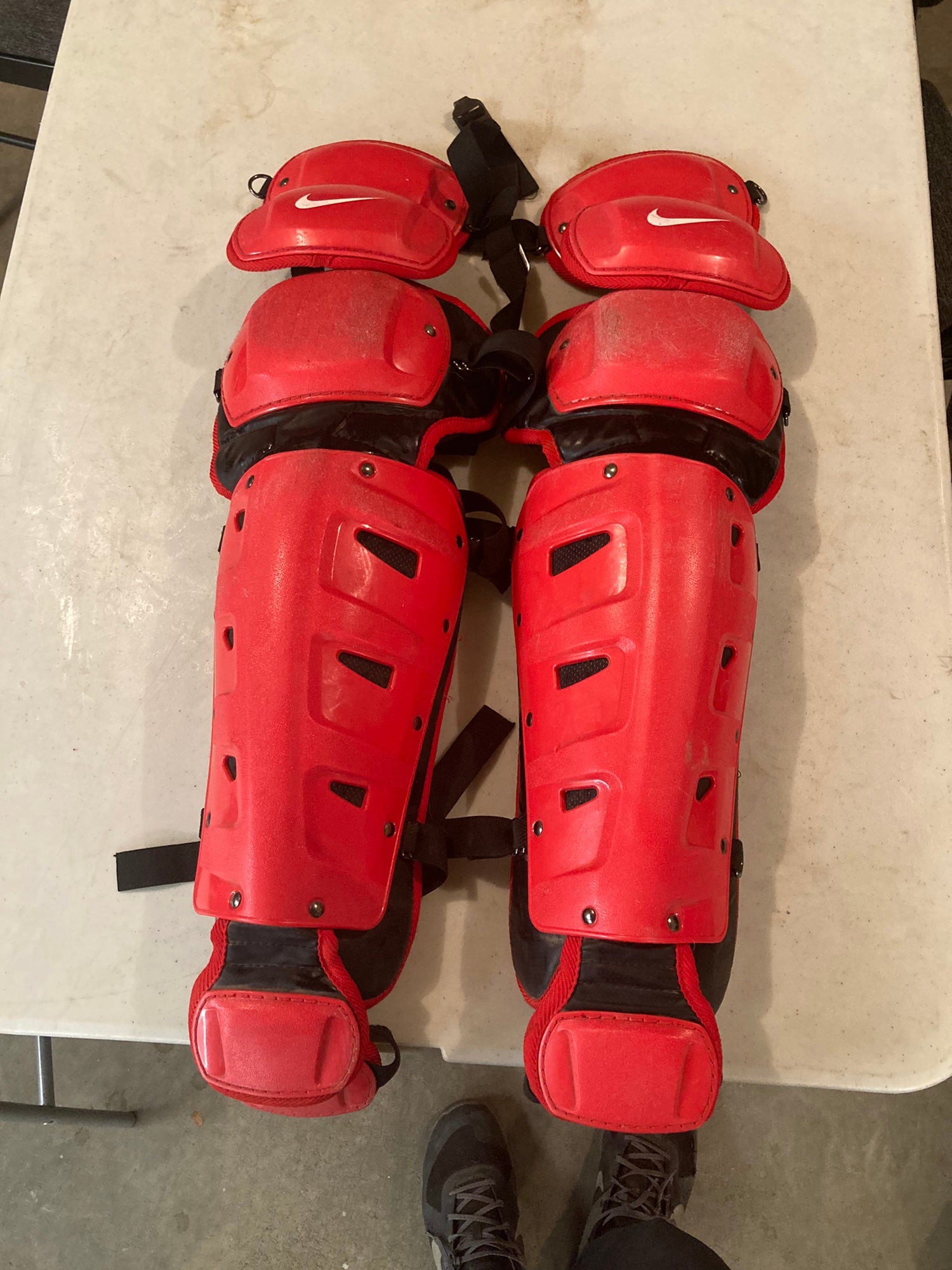 Used Nike Red Elbow Guard – cssportinggoods