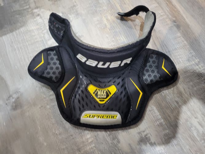 Used Bauer Supreme intermediate neck guard