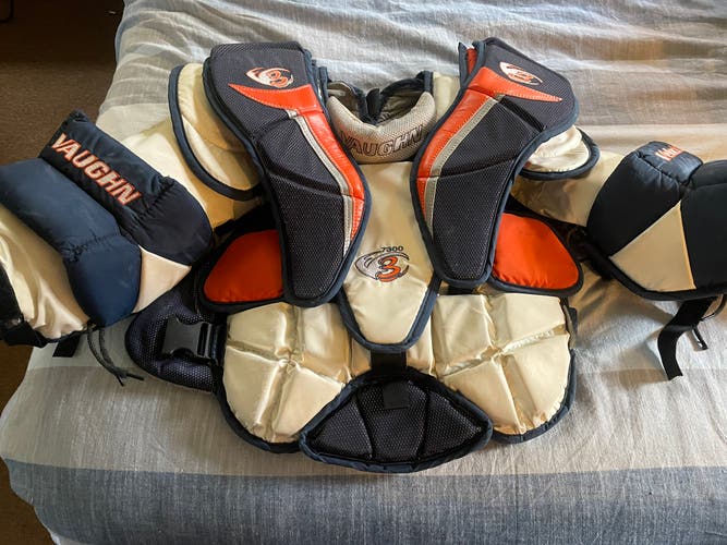 Vaughn 7300 Used Hockey Goalie Chest Protector