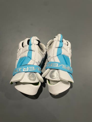 PLL ATLAS 2022 TEAM CUSTOM MAVERIK M5 GLOVES