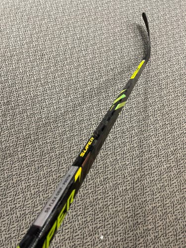 CCM Tacks AS4 Pro 55 flex P90TM curve right hand stick
