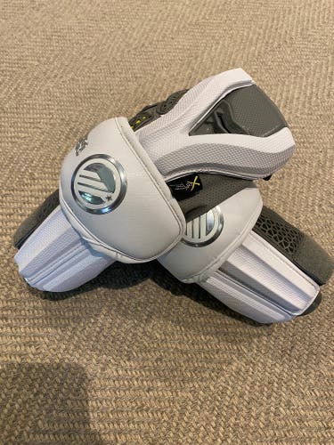 Large Maverik Lacrosse Rome Arm Pads