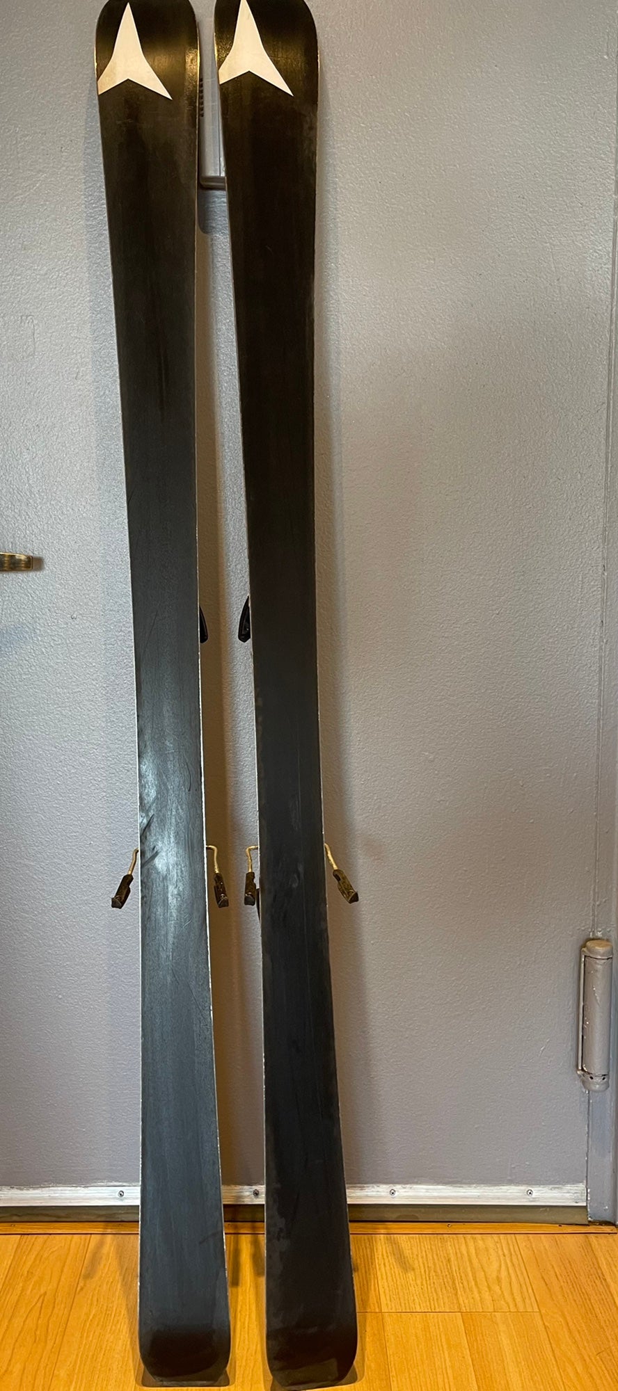 Atomic Nomad Smoke Ti 164 Cm Skis With Atomic XTO 12 Bindings