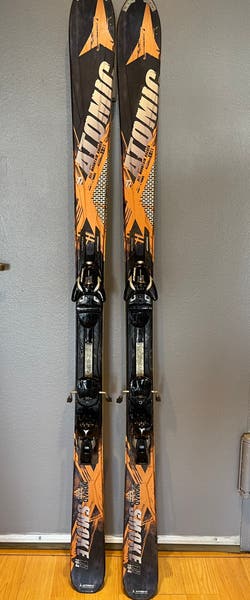 スキー ATOMIC NOMAD SMOKE 164cm Atomic Nomad Smoke /XTO 10 - Competitive Edge Ski & Bike