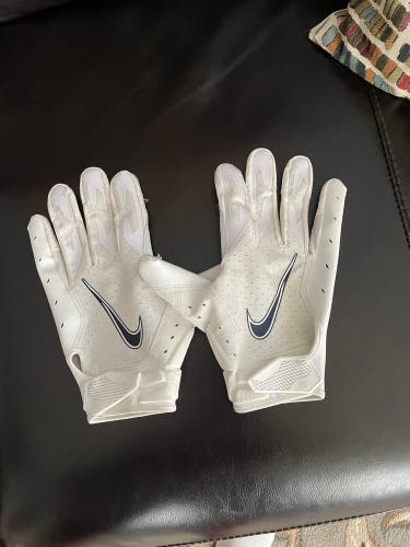 Syracuse Orange football gloves