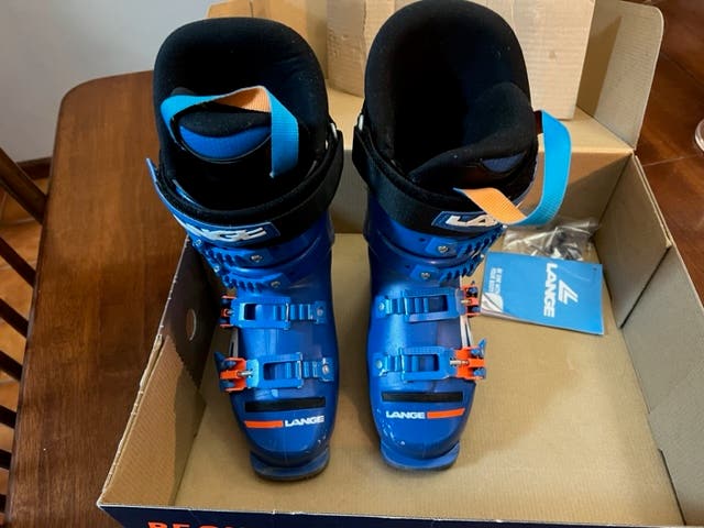 Used Lange Racing RS 70 Ski Boots 22.5