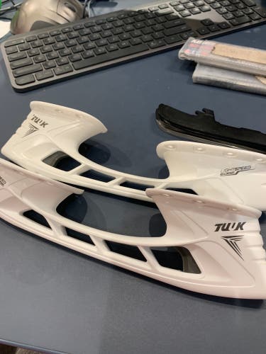 New Bauer 246 mm Lightspeed edge with Ls Pulse