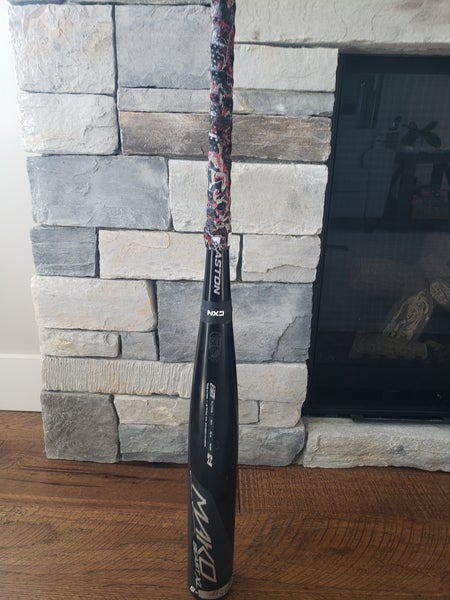 Easton Mako Beast XL (-8) 22 oz 30"