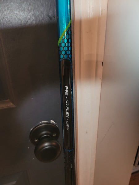 Used Junior Bauer Right Handed Nexus Geo Hockey Stick P92
