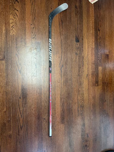 Bauer Vapor Hyperlite USA World Juniors Zegras Pro Curve