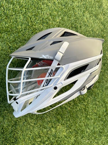 *BRAND NEW* Matte Grey Cascade XRS Helmet (NEVER WORN!)