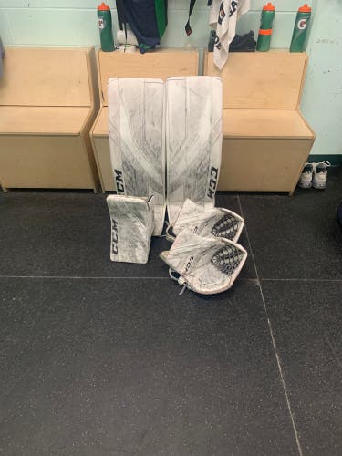 35" Regular Pro Stock AXIS PRO Goalie Full Set