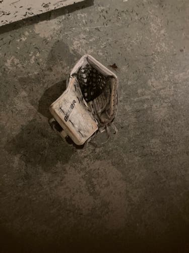 Bauer Supreme Ultrasonic Senior Glove